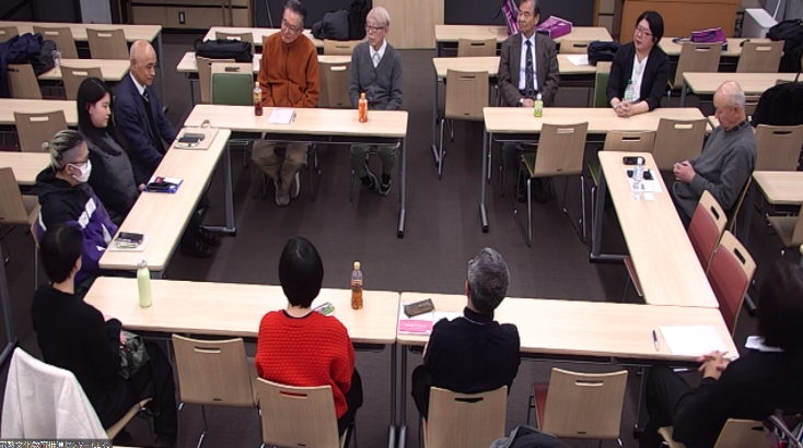 懇談会の様子（会場）